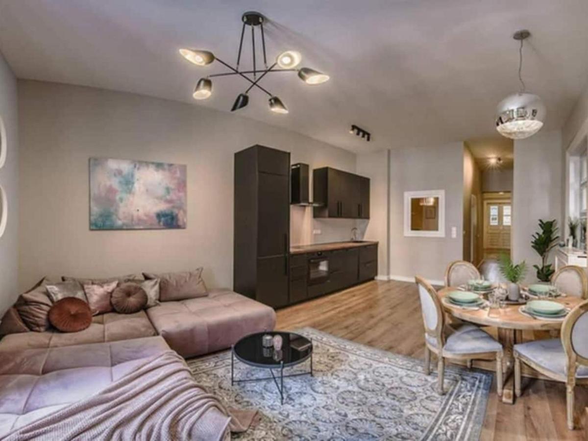 Budapest True Gem Downtown Next To Synagogue And Gozsdu Garden Area Exteriör bild