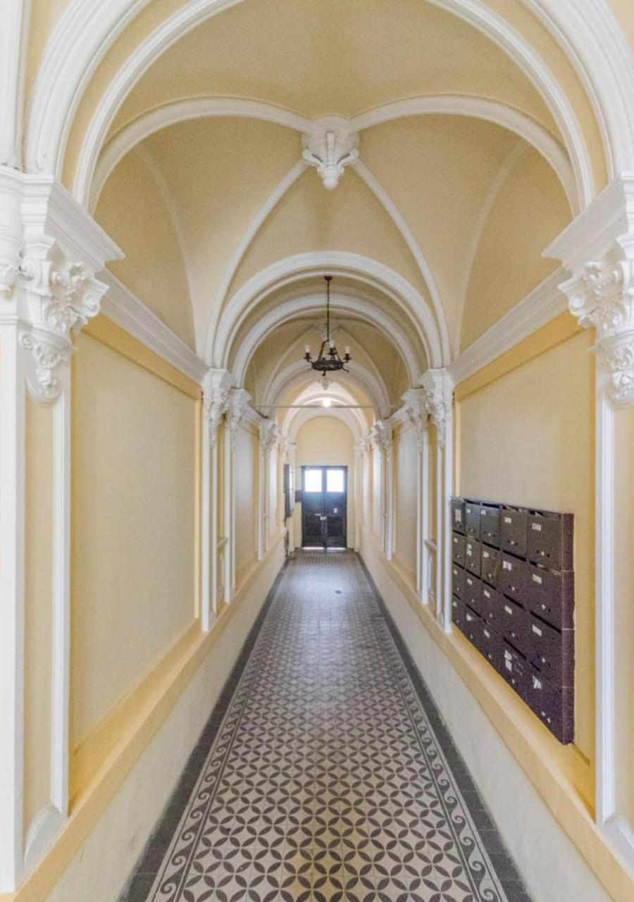 Budapest True Gem Downtown Next To Synagogue And Gozsdu Garden Area Exteriör bild